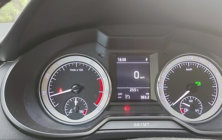 Skoda Octavia, 2018 год, 900 000 рублей, 10 фотография