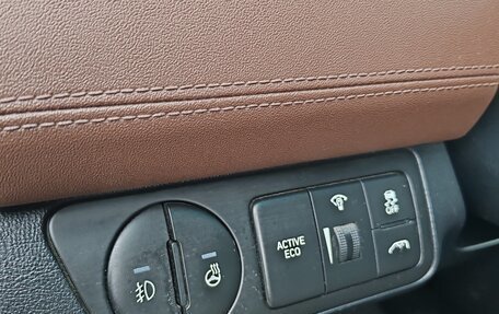 Hyundai Grand Starex Grand Starex I рестайлинг 2, 2019 год, 3 050 000 рублей, 14 фотография
