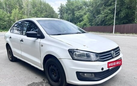 Volkswagen Polo VI (EU Market), 2018 год, 430 000 рублей, 2 фотография