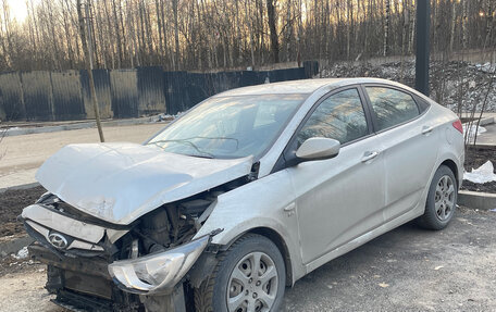 Hyundai Solaris II рестайлинг, 2014 год, 500 000 рублей, 4 фотография