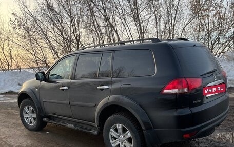 Mitsubishi Pajero Sport II рестайлинг, 2015 год, 1 650 000 рублей, 7 фотография