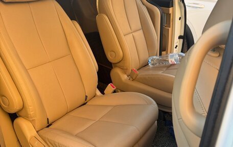 KIA Carnival III, 2019 год, 3 600 000 рублей, 6 фотография