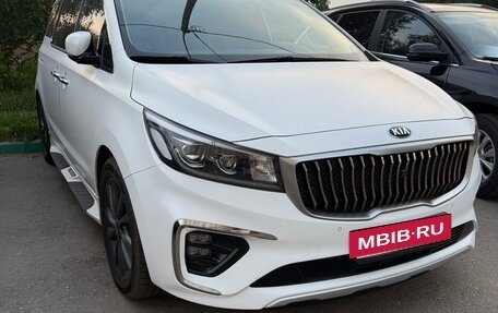 KIA Carnival III, 2019 год, 3 600 000 рублей, 23 фотография