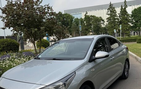 Hyundai Solaris II рестайлинг, 2018 год, 1 230 000 рублей, 1 фотография