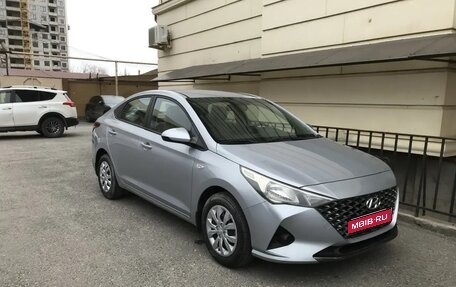 Hyundai Accent IV, 2022 год, 1 720 000 рублей, 1 фотография
