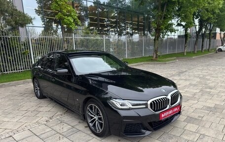 BMW 5 серия, 2021 год, 4 350 000 рублей, 1 фотография