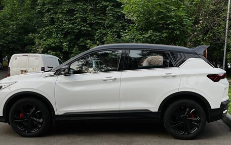 Geely Coolray I, 2024 год, 2 200 000 рублей, 5 фотография