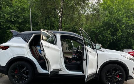 Geely Coolray I, 2024 год, 2 200 000 рублей, 13 фотография