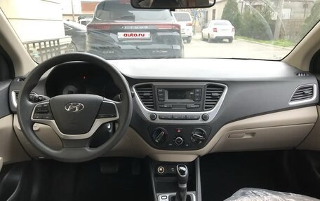 Hyundai Accent IV, 2022 год, 1 720 000 рублей, 11 фотография