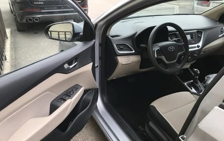 Hyundai Accent IV, 2022 год, 1 720 000 рублей, 13 фотография