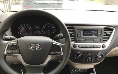Hyundai Accent IV, 2022 год, 1 720 000 рублей, 14 фотография