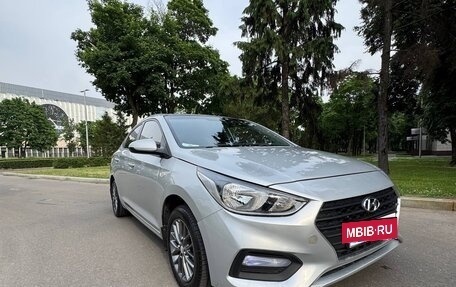 Hyundai Solaris II рестайлинг, 2018 год, 1 230 000 рублей, 3 фотография