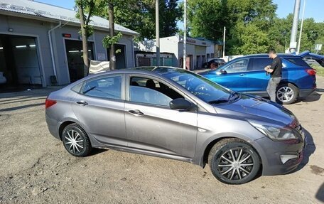 Hyundai Solaris II рестайлинг, 2016 год, 700 000 рублей, 9 фотография