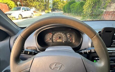 Hyundai Accent II, 2004 год, 385 000 рублей, 19 фотография