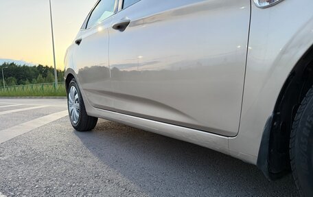Hyundai Solaris II рестайлинг, 2011 год, 560 000 рублей, 10 фотография