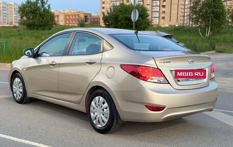 Hyundai Solaris II рестайлинг, 2011 год, 560 000 рублей, 7 фотография