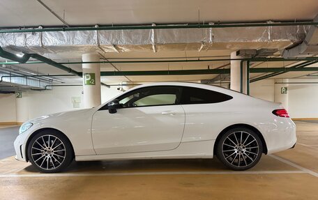 Mercedes-Benz C-Класс, 2019 год, 3 900 000 рублей, 2 фотография