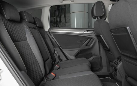 Volkswagen Tiguan II, 2018 год, 2 245 400 рублей, 8 фотография
