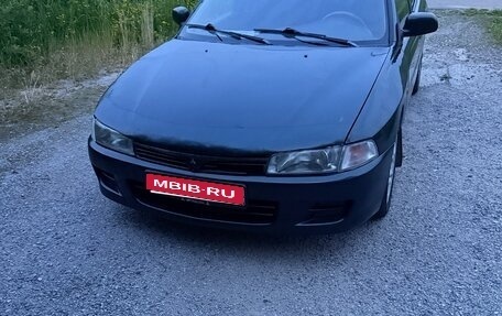 Mitsubishi Lancer VII, 1996 год, 156 000 рублей, 1 фотография