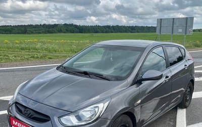 Hyundai Solaris II рестайлинг, 2012 год, 650 000 рублей, 1 фотография