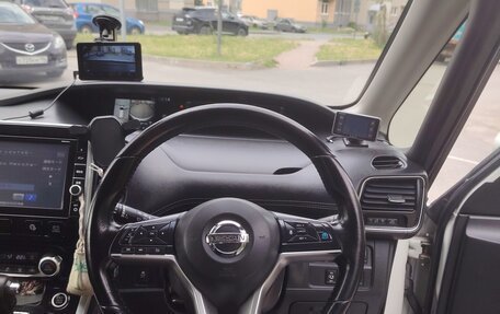 Nissan Serena IV, 2016 год, 1 620 000 рублей, 28 фотография