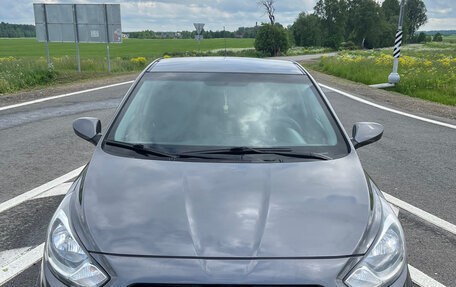 Hyundai Solaris II рестайлинг, 2012 год, 650 000 рублей, 2 фотография