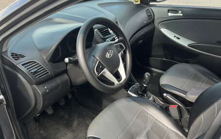 Hyundai Solaris II рестайлинг, 2012 год, 650 000 рублей, 8 фотография