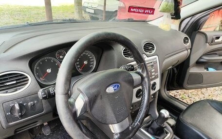 Ford Focus II рестайлинг, 2005 год, 350 000 рублей, 13 фотография