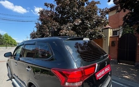 Mitsubishi Outlander III рестайлинг 3, 2015 год, 1 850 000 рублей, 21 фотография