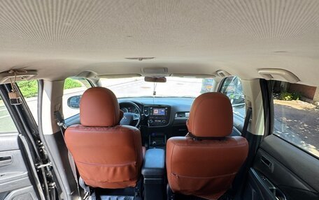 Mitsubishi Outlander III рестайлинг 3, 2015 год, 1 850 000 рублей, 34 фотография