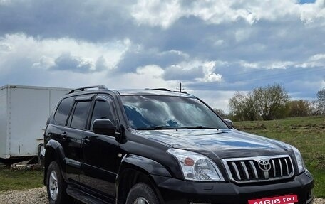 Toyota Land Cruiser Prado 120 рестайлинг, 2004 год, 1 350 000 рублей, 4 фотография