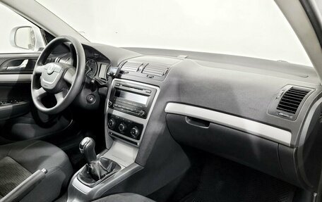 Skoda Octavia, 2012 год, 690 000 рублей, 10 фотография