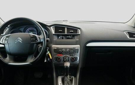 Citroen C4 II рестайлинг, 2017 год, 1 000 000 рублей, 5 фотография