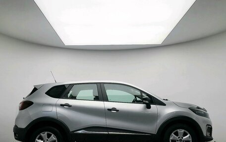 Renault Kaptur I рестайлинг, 2018 год, 1 499 000 рублей, 8 фотография