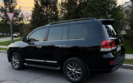 Toyota Land Cruiser 200, 2015 год, 4 870 000 рублей, 29 фотография