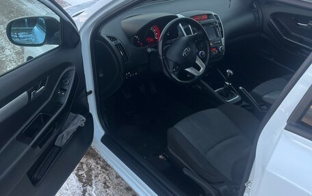 KIA cee'd I рестайлинг, 2011 год, 800 000 рублей, 7 фотография