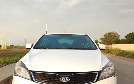 KIA cee'd I рестайлинг, 2011 год, 800 000 рублей, 5 фотография