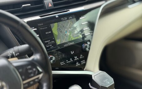 Toyota Camry, 2021 год, 2 800 000 рублей, 12 фотография