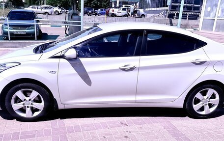 Hyundai Elantra V, 2012 год, 1 135 000 рублей, 2 фотография