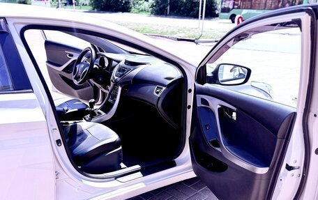 Hyundai Elantra V, 2012 год, 1 135 000 рублей, 11 фотография