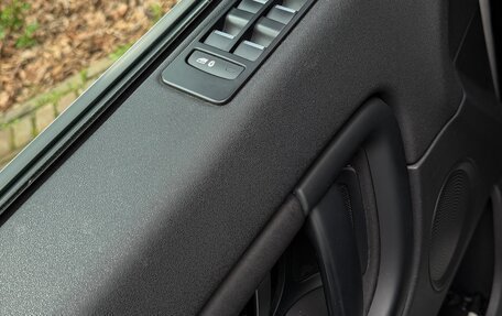 Land Rover Discovery Sport I рестайлинг, 2015 год, 2 000 000 рублей, 12 фотография
