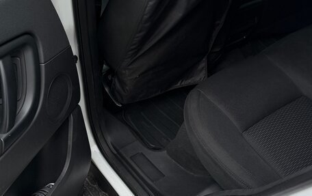 Land Rover Discovery Sport I рестайлинг, 2015 год, 2 000 000 рублей, 14 фотография