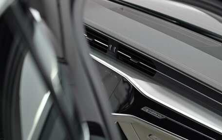 Audi A6, 2020 год, 4 090 000 рублей, 15 фотография