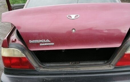 Daewoo Nexia I рестайлинг, 2000 год, 120 000 рублей, 32 фотография