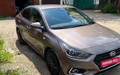 Hyundai Solaris II рестайлинг, 2018 год, 1 300 000 рублей, 8 фотография
