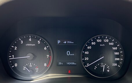 Hyundai Solaris II рестайлинг, 2018 год, 1 300 000 рублей, 25 фотография