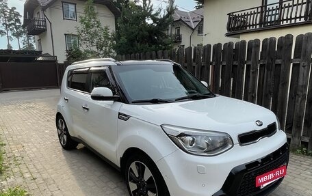 KIA Soul II рестайлинг, 2015 год, 1 080 000 рублей, 3 фотография