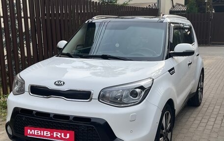 KIA Soul II рестайлинг, 2015 год, 1 080 000 рублей, 4 фотография