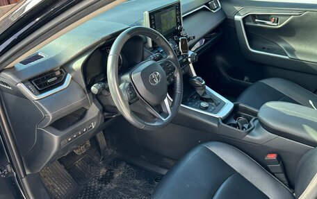 Toyota RAV4, 2020 год, 3 800 000 рублей, 4 фотография