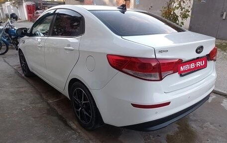 KIA Rio III рестайлинг, 2017 год, 935 000 рублей, 2 фотография